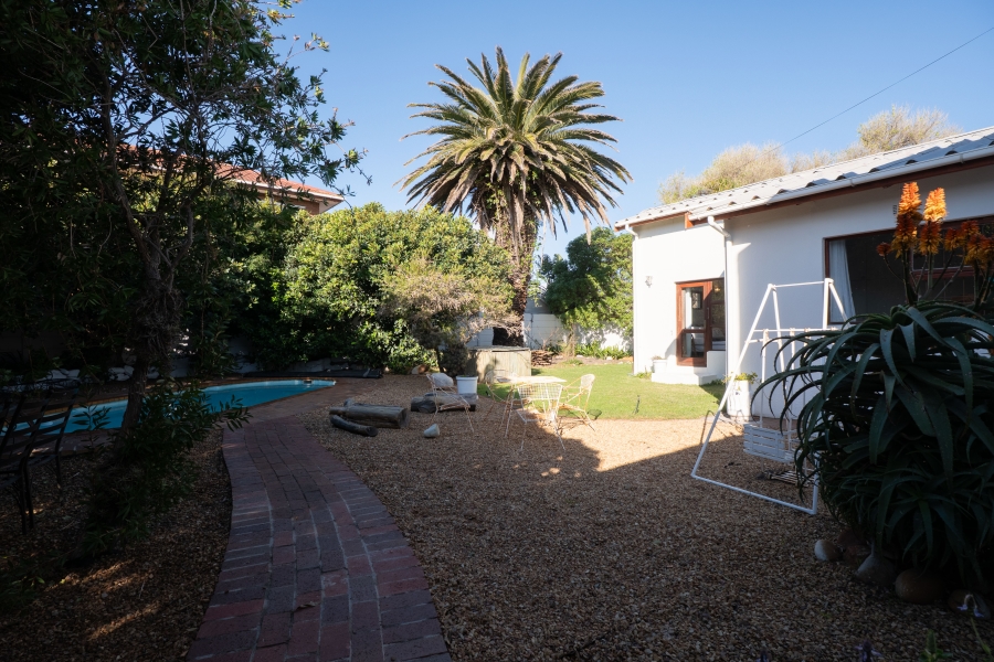 4 Bedroom Property for Sale in Kommetjie Western Cape